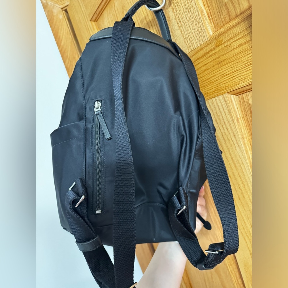 Tory burch backpack - Picture 4 of 5